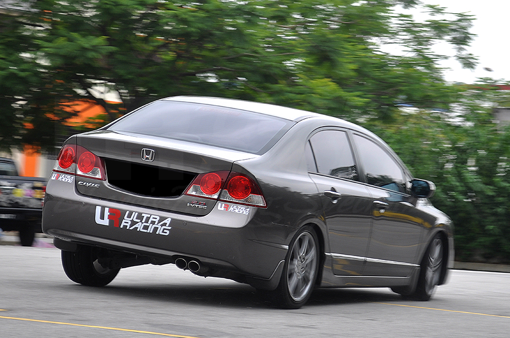 Honda Civic FD - Without Ultra Racing Safety Bar