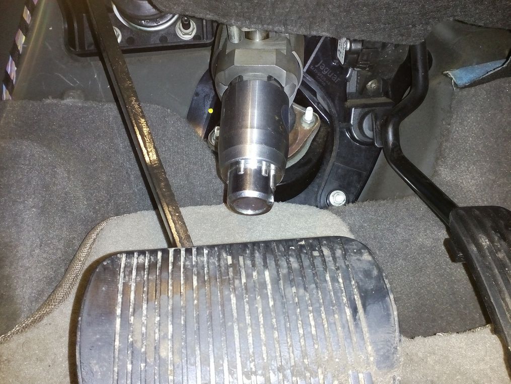 AntiTheft Jaguar XE 2015 Mechanical Interceptor