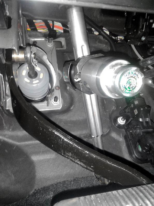 AntiTheft Jeep Liberty Patriot 20072012 Mechanical Interceptor